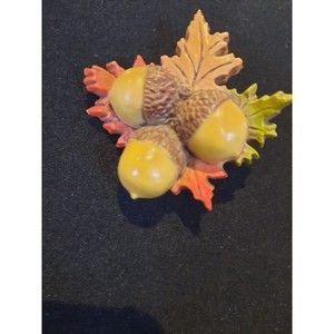 Vintage Plastic Acorn with Oak Leave Pin, Brooch, Fall Pin